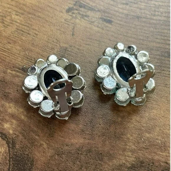 Vintage 1950s Blue Rhinestone Earrings Clip On Bridal Statement Costume Jewelry - Picture 8 of 15
